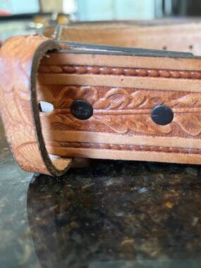 Top grain bridle leather belt, size M3L 36, made in the USA